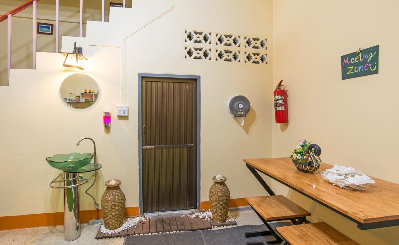 Chaofar De Hostel Krabi town Extérieur photo